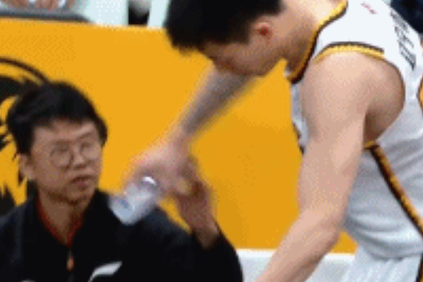  廣廈逆襲！遼寧男籃新賽季首戰(zhàn)失利遭遇慘敗